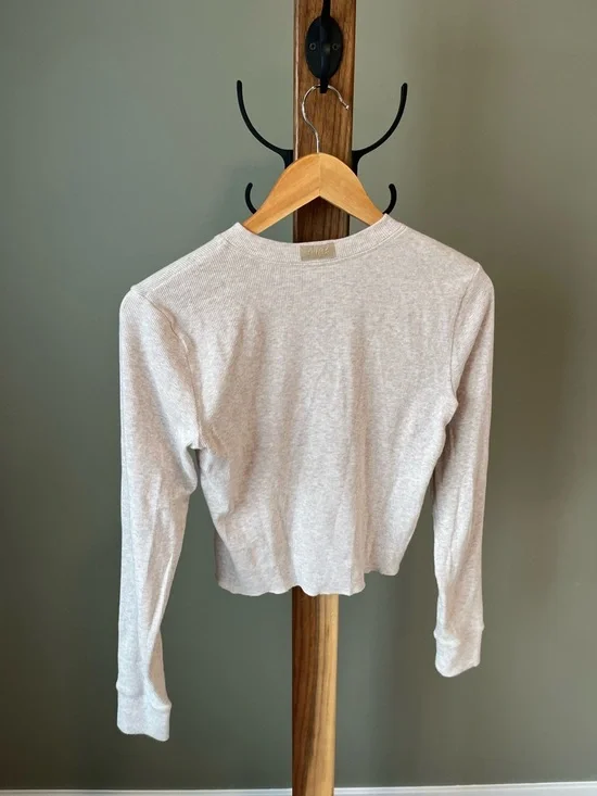 Skims Crop Henley - Picture 5 of 5